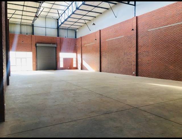 INDUSTRIAL PROPERTY TO RENT IN MAGNA VIA INDUSTRIAL